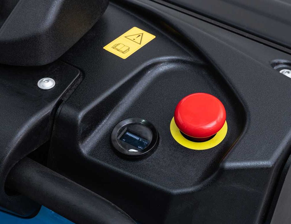 RPL201, Transpalette électrique avec plateau 2.000 kg, batterie Li-Ion, charge rapide 25 RPL201 5a