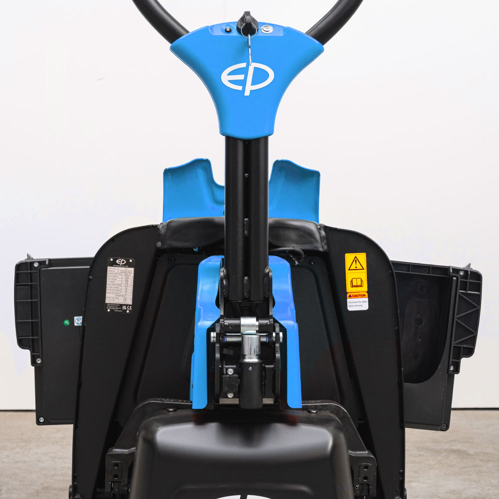 F4 Transpalette électrique 1.500 kg, batterie Li-Ion, interchangeable 9 F4 Transpalette électrique 1.500 kg, batterie Li-Ion, interchangeable – Image 9