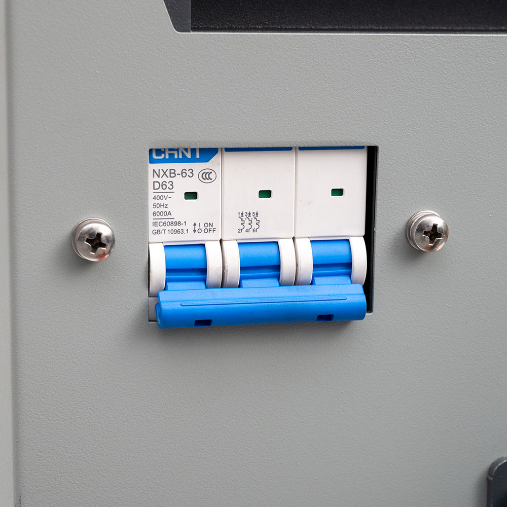 Chargeur Li-Ion FST-Li-80V200A-400 6 Chargeur Li-Ion FST-Li-80V200A-400 – Image 6