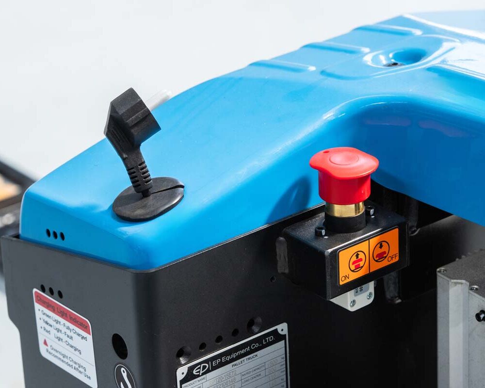 EPT20-15ET2 Li, Transpalette électrique 1.500 kg, batterie Li-Ion, charge rapide, fourches fines 22 EPT20 furci subtiri 4